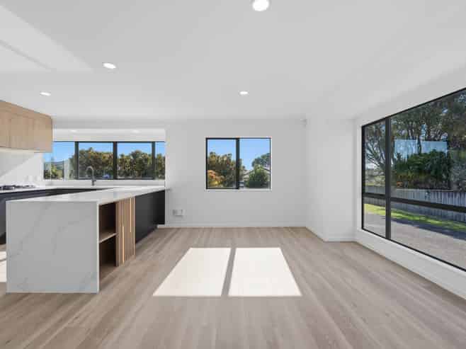 8 Emsworth Court, Pukekohe