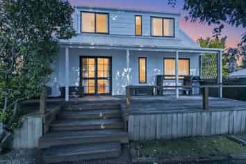 26a Claudelands Rd, Hamilton East