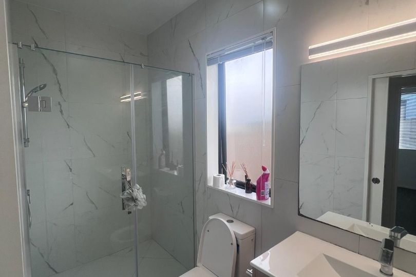 **Charming 3-Bedroom Family Home for Rent in Takanini, Auckland - Więcej