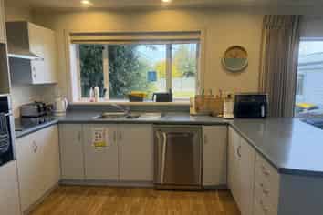 389 Yaldhurst Road, Russley