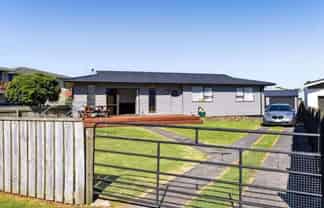 15 Wilson Road, Opunake