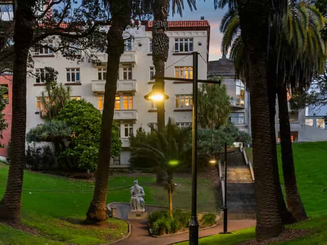 4/20 Poynton Terrace, Auckland Central