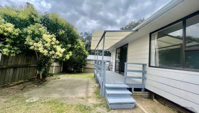 1/160 Universal Drive, Henderson
