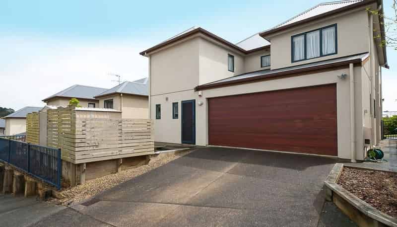129 Fernhill Way, Oteha