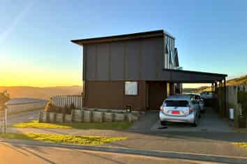 73 Cedarwood Street, Woodridge