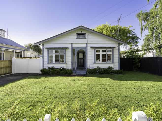 76 Cook Street, Hamilton East