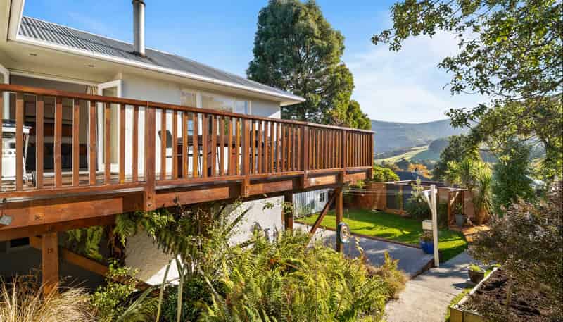 299 Pine Hill Road, Pine Hill