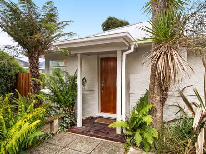 299 Pine Hill Road, Pine Hill