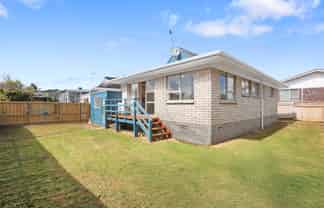 2/45 Blacklock Avenue, Henderson