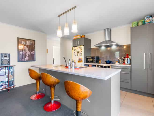 21 Sirius Crescent, Rototuna