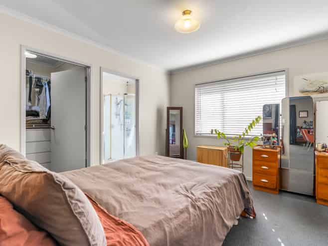 21 Sirius Crescent, Rototuna