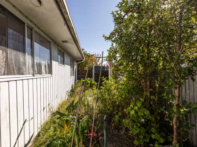 1/88 Guppy Road, Greenmeadows