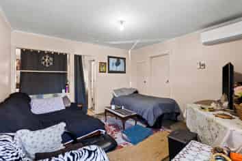 2/88 Guppy Road, Greenmeadows