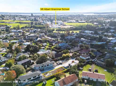 16B Hazelmere Road, Sandringham
