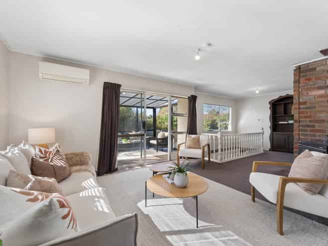 1/6 Sandiacre Way, Browns Bay