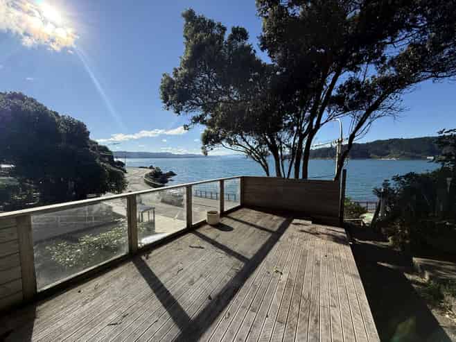 2/136 Evans Bay Parade, Roseneath