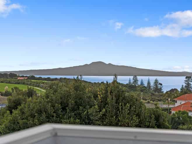 49A Te Arawa Street, Orakei
