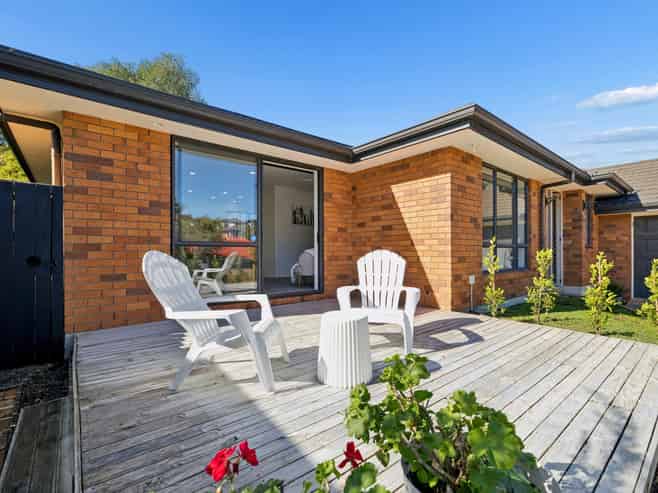 9 Louvain Place, Greenhithe