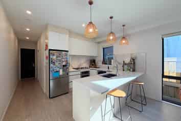 4 Christella Street, Flat Bush