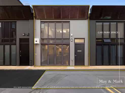 City Commercial Investment Opportunity