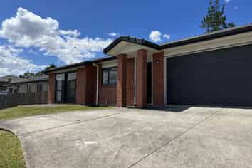  63 Tiriwa Drive, Massey