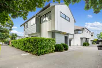 40A Waddell Avenue, Point England