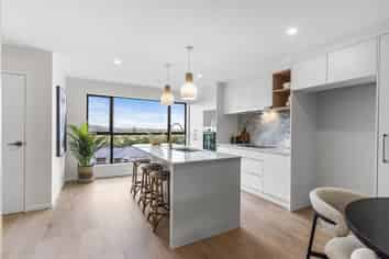 8B Howe Street, Howick