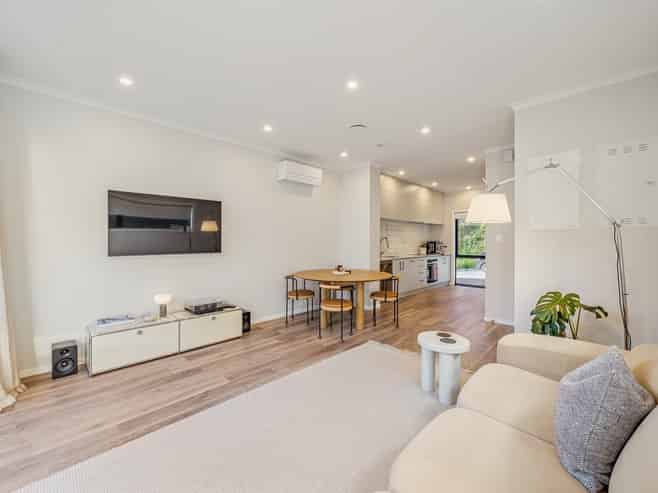 18 Joseph Bolton Crescent, Wallaceville