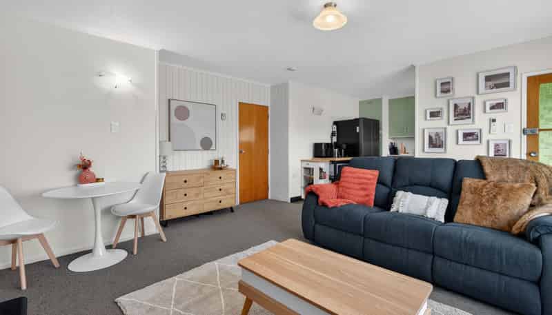 6/195 Waterloo Road, Hutt Central