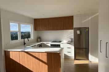 25 Breton Grove, Kingston