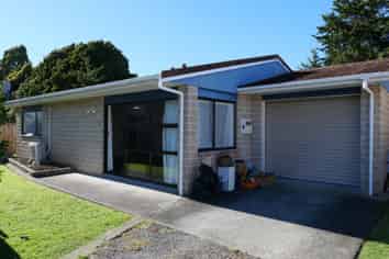 6 Bevan Pl, Otaki