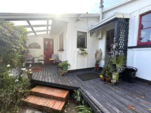 1071 Links Road, Waiohiki
