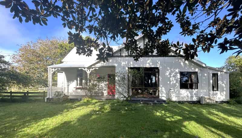 1071 Links Road, Waiohiki