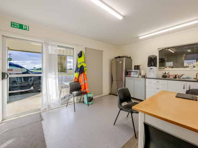 Freehold industrial investment opportunity