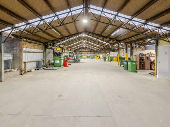 Freehold industrial investment opportunity