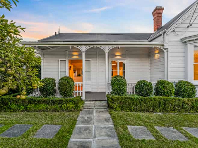 16 Wairakei Street, Greenlane