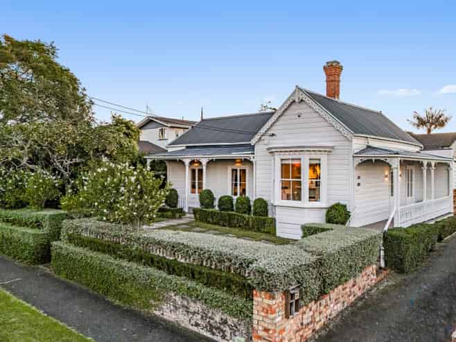 16 Wairakei Street, Greenlane