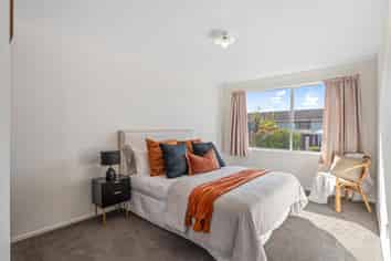  2/158 Highsted Road, Casebrook