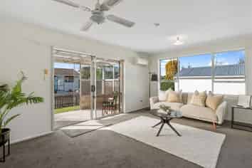  2/158 Highsted Road, Casebrook
