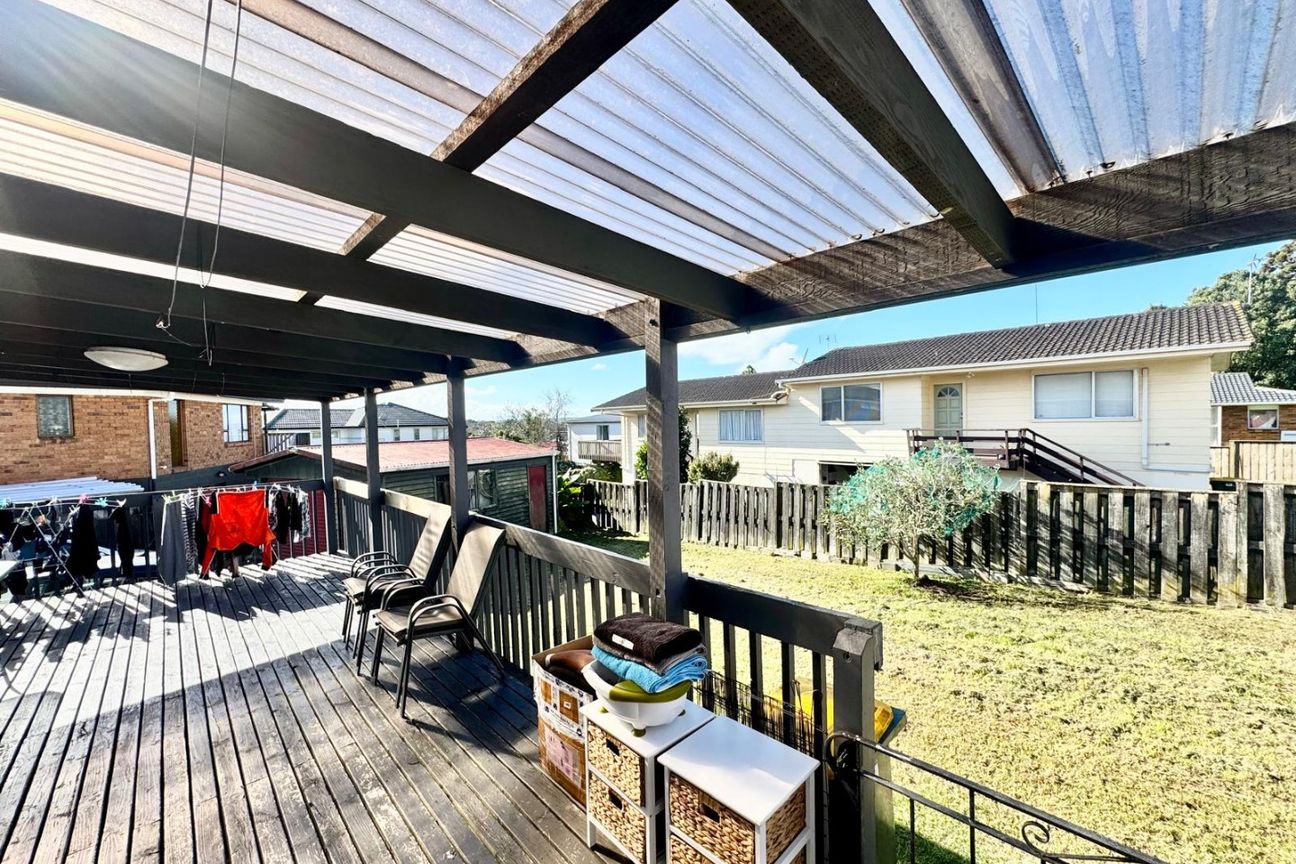 Spacious 3-Bedroom Family Home for Rent in Te Atatu South, Auckland – pohled 2