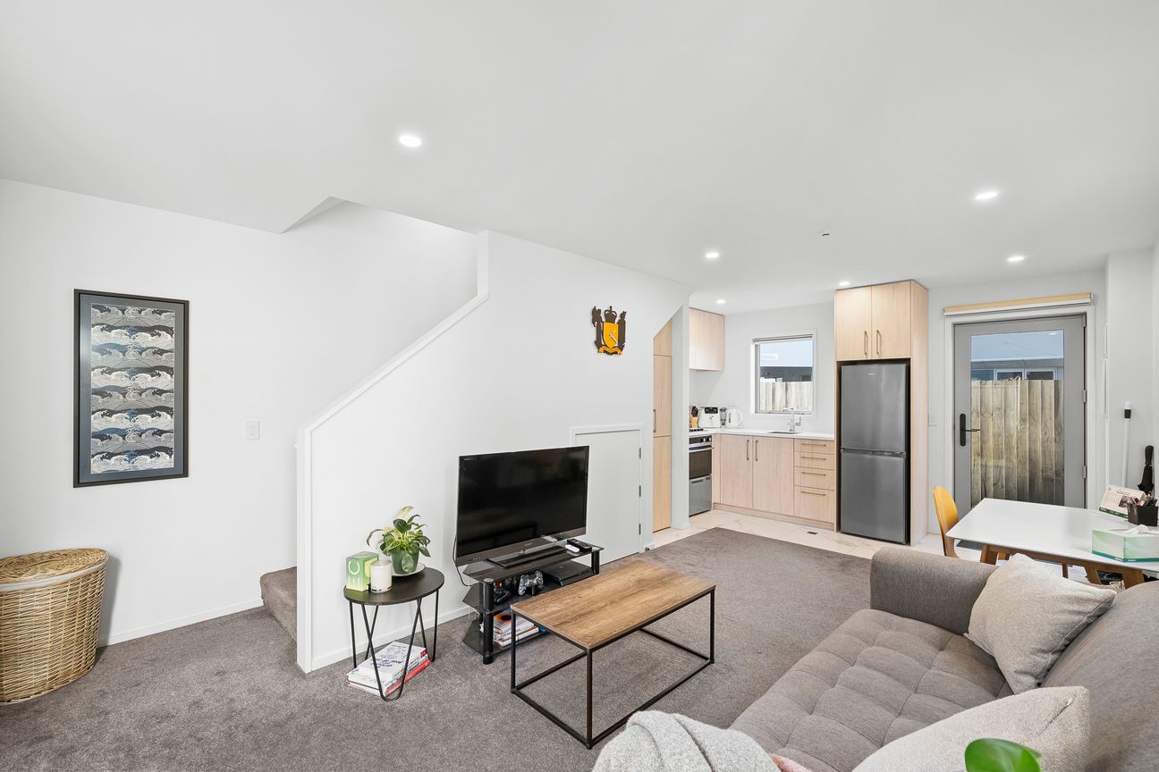 City-Fringe Style with Built-In Returns - Widok 2