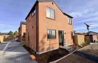 1/10 Mclean St, Linwood