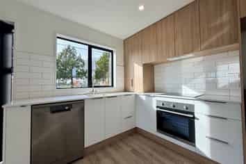 1/10 Mclean St, Linwood