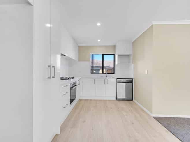 10A Dreadon Avenue, Papatoetoe