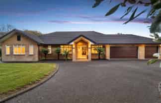 8B Willow Lane, Stillwater