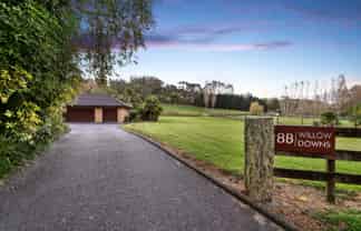 8B Willow Lane, Stillwater