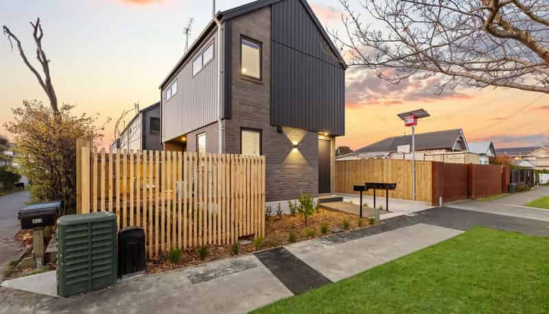 1-4/437 Worcester Street, Linwood