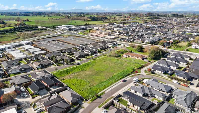 121 Horsham Downs Road, Rototuna North
