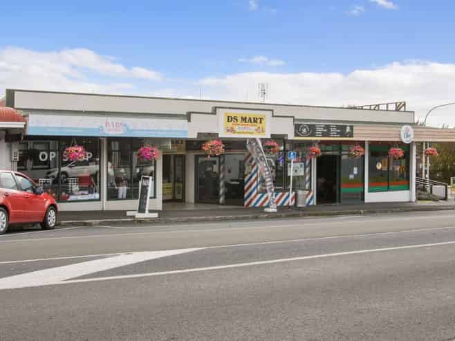 Multi-tenanted on main arterial!