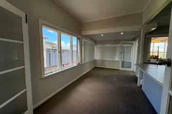 3 Bridge Street, Papatoetoe